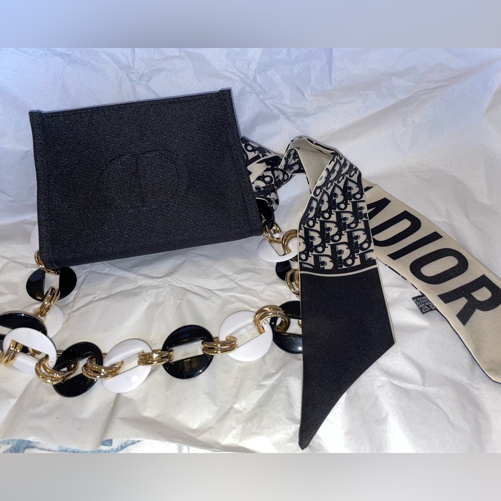 SOLD. CHRISTIAN DIOR 💯 Authentic!! Pouch into Purse!
